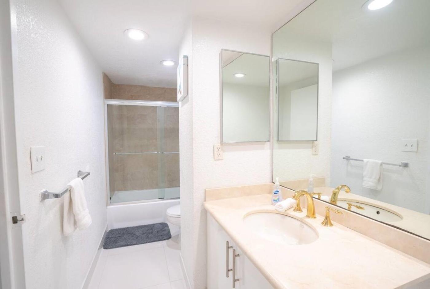 Sian Private Apartments Hollywood Exterior photo